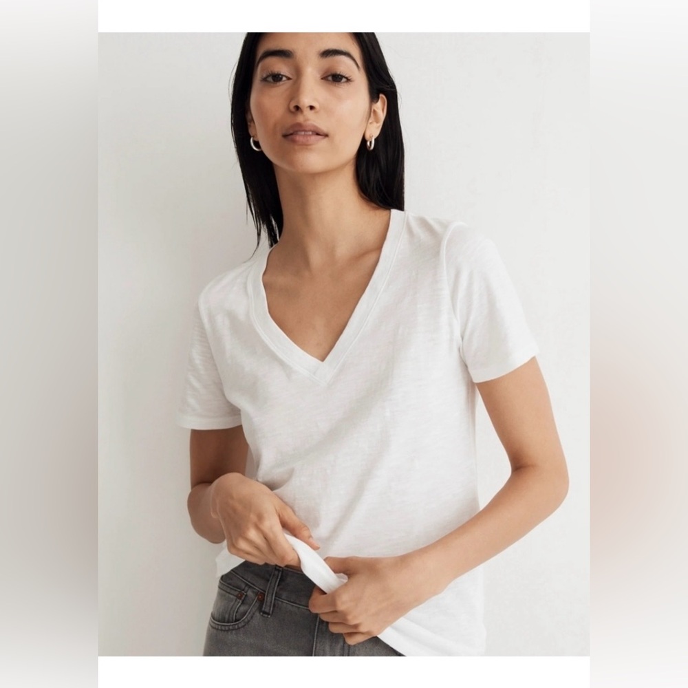 Everlane Everyday organic cotton V-Neck Tee - White